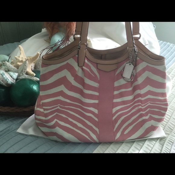 Coach Devin Beautiful Pink Tulle Zebra Print Handbag - Picture 1 of 7